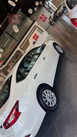 نيسان سيلفي